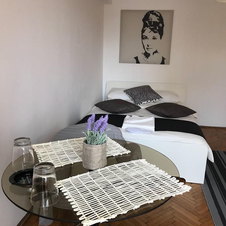 Studio Confort Βουκουρέστι Εξωτερικό φωτογραφία